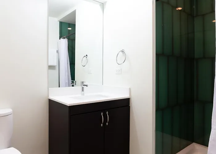 Aparthotel The Plymouth Deluxe Suites By Sonder *