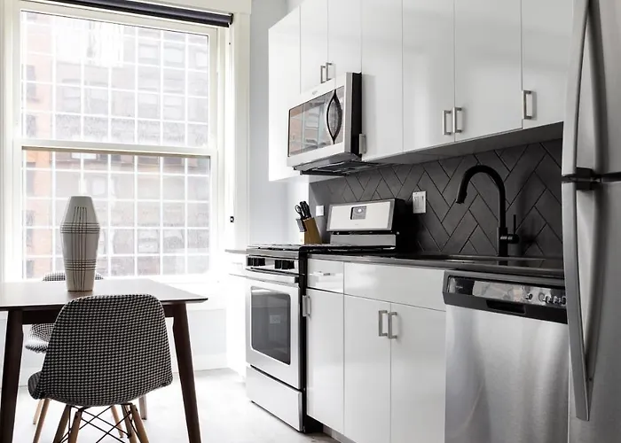 Aparthotel The Plymouth Deluxe Suites By Sonder Chicago