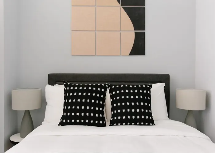 Aparthotel The Plymouth Deluxe Suites By Sonder